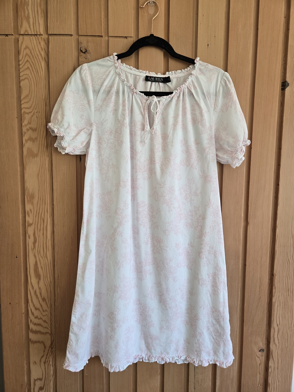 Lauren Ralph Lauren White and Pale Pink Floral Chemise | Size Small